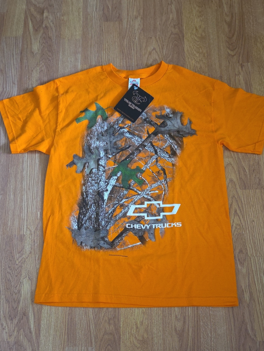 Chevy Trucks Camo Tshirt M Men's Graphic Hunting Outdoor Orange Classic GM NWT